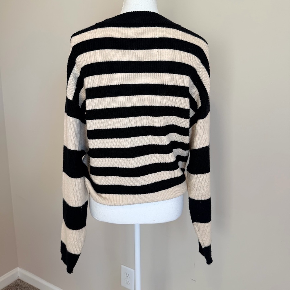 Zara kids striped knit sweater oversized in black and ivory size 13-14 - Picture 5 of 6